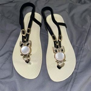 Owl sandals